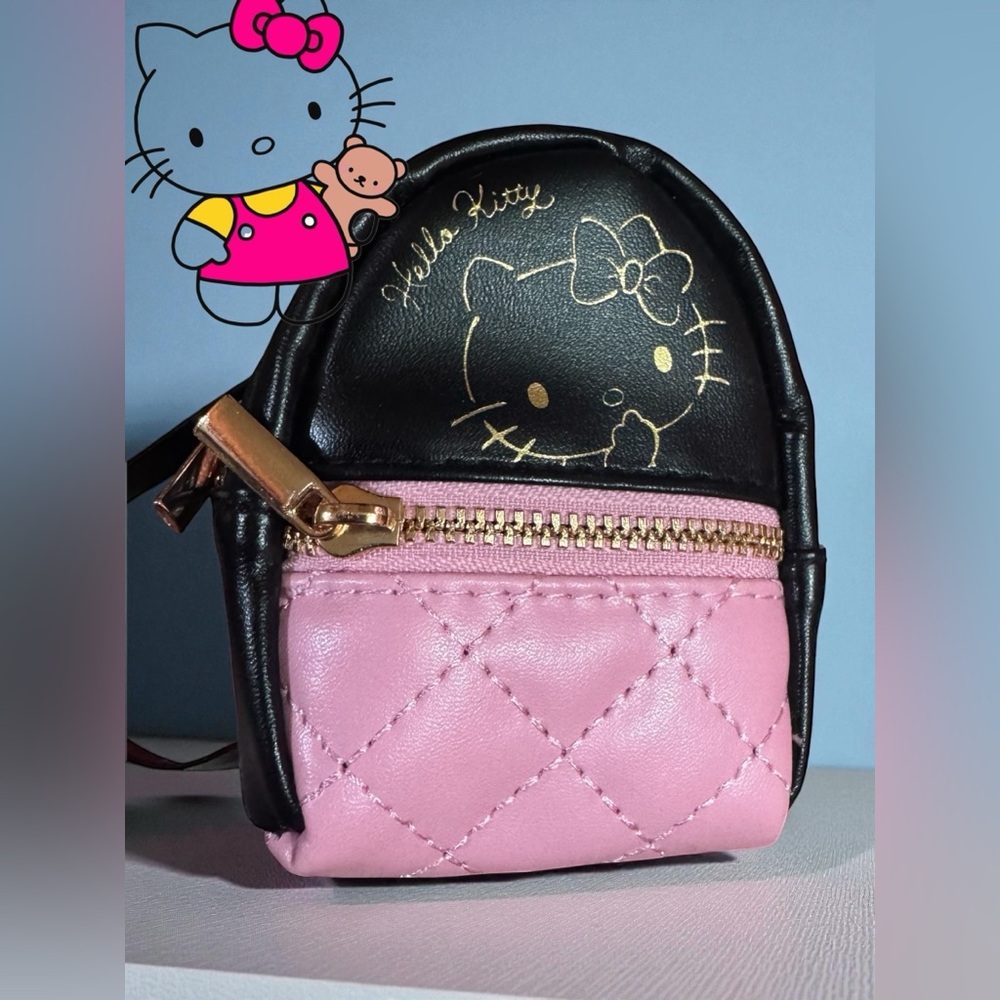 HELLO KITTY SANRIO Mini Backpack Coin Purse / Bag Charm / Key Chain. NWT.